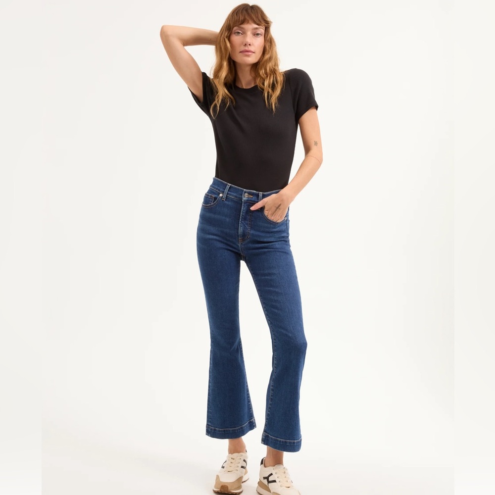 Veronica Beard Carson Kick Flare Jean 25 in Bright Blue NWOT